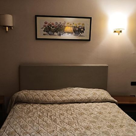 Luxury Rooms Corso 로마 외부 사진